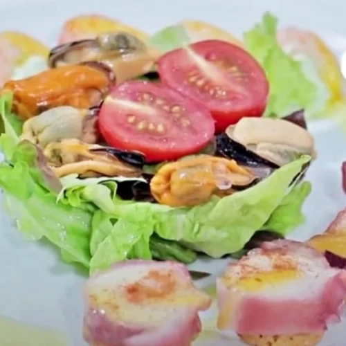 Ensalada De Marisco Y Aguacate