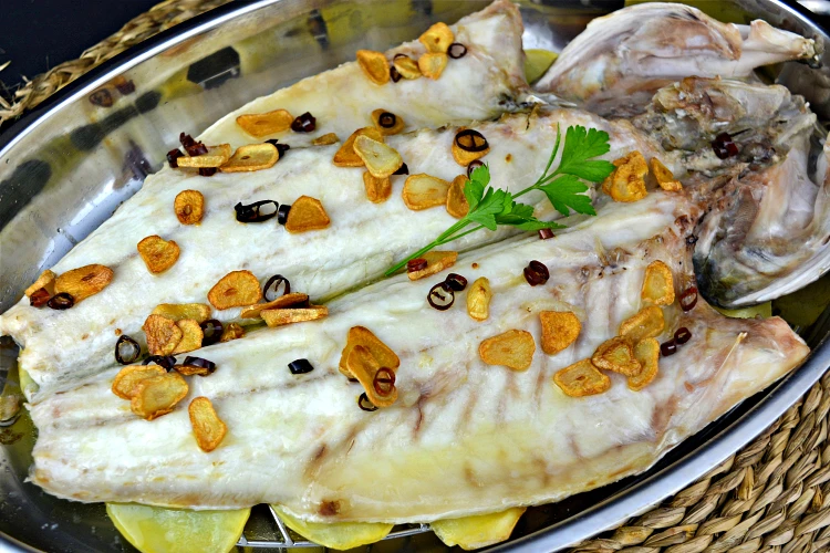 Lubina Al Horno Con La Receta De Javier Romero