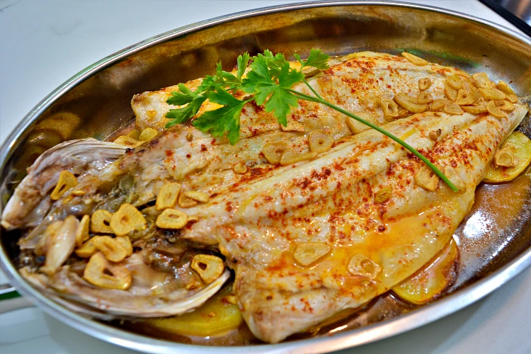 Lubina Al Horno Con Pimenton
